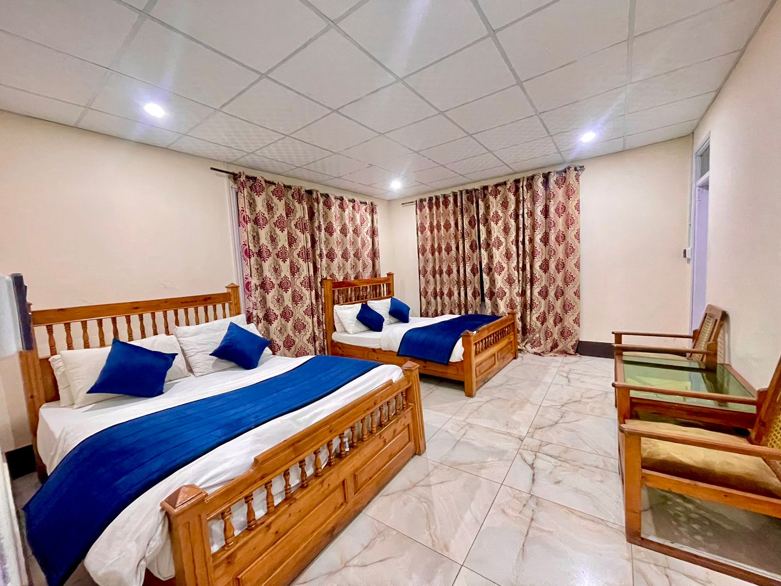 Alpine Guest House & Hotel Shogran - photo 5