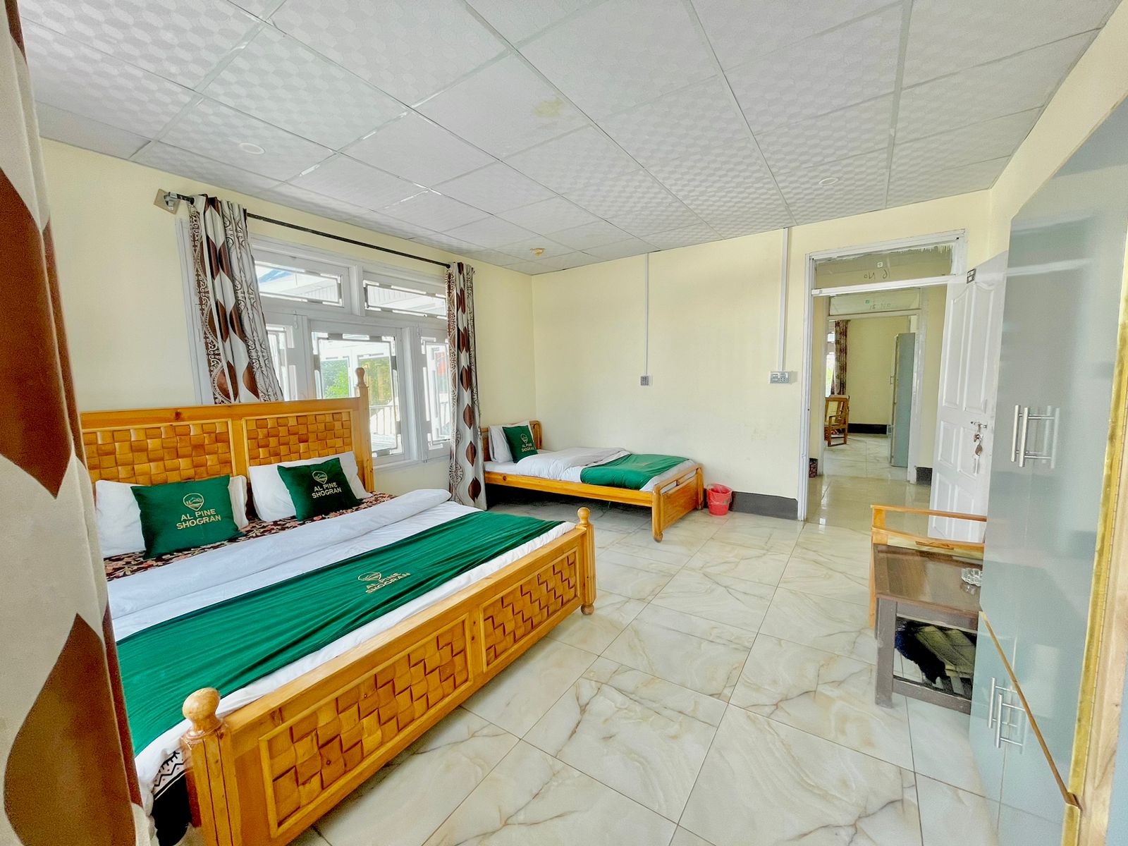Alpine Guest House & Hotel Shogran - photo 8